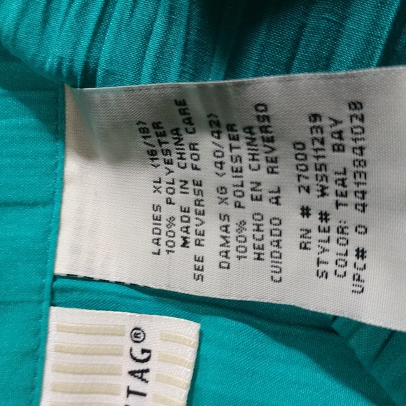 SOLD!!White Stag Women's Blouse Button Front Wavy Fancy Material Taffeta - Picture 9 of 9